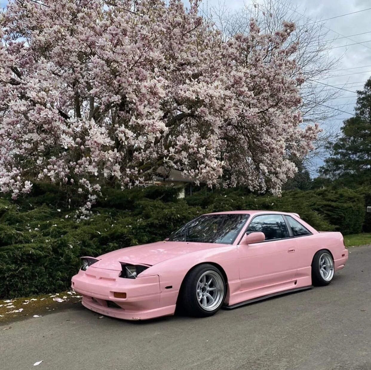 Японские машины песня. Nissan sx180 Япония. Nissan 180sx Pink. Nissan 180sx Сакура. Nissan 240sx Pink.