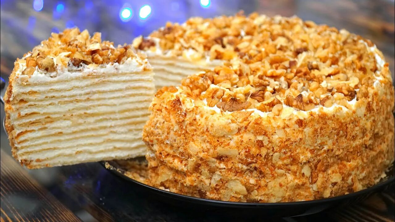 Кулинарим с таней наполеон с заварным. Торт наполеон. вкусный торт наполеон. торт наполеон с заварным кремом. настоящий наполеон.