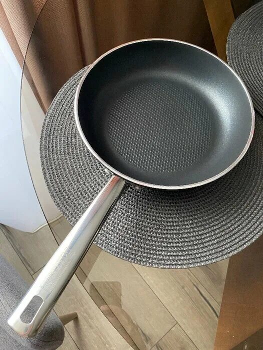 сковорода regent tesoro 93-al-te-1-24 24 см. сковорода regent inox. 28 см. Gold kili matcha latte. Al te.