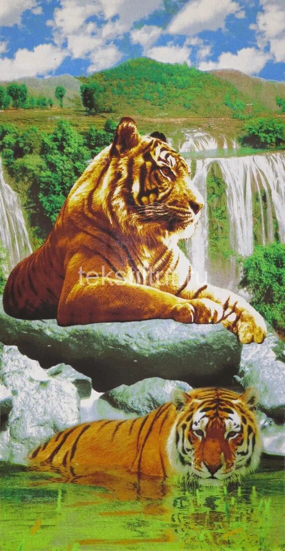 Полотенце с тиграми. Полотенце с тигром. Полотенце вафельное с тигром. Тигр у водопада. Тигр на фоне водопада.