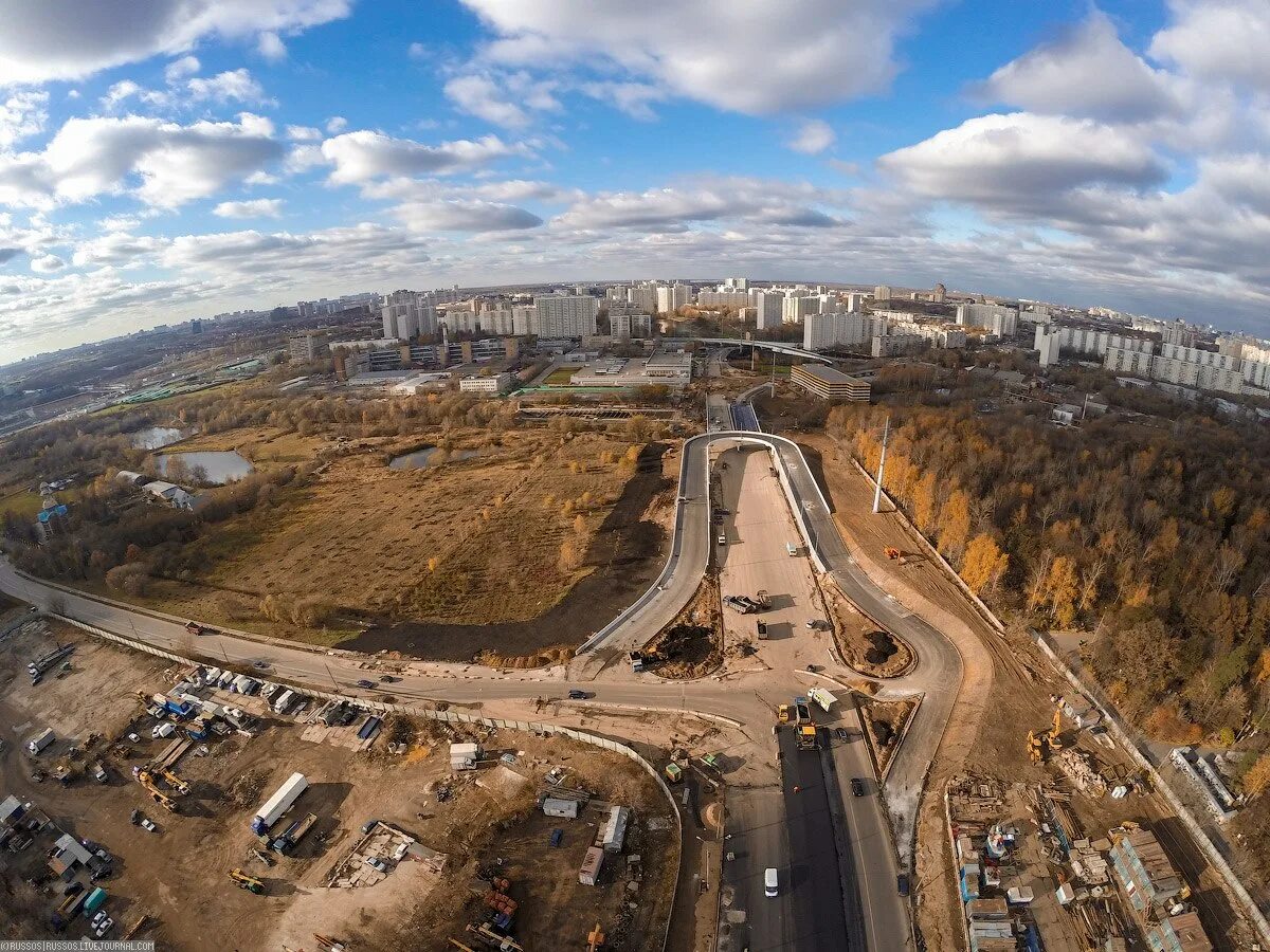 Путилково станет москвой. Деревня Путилково Московская область. Развязка Митино Путилково. Путепровод Братцево-Путилково. Дорога Путилково Митино.