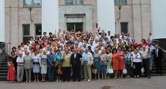 Ставропольский государственный медицинский институт , выпуск 1982г. Куйбышевский государственный университет выпуск 1986г. Тюменский государственный медицинский институт выпуск 1988. Курский медицинский институт выпуск 1983г.