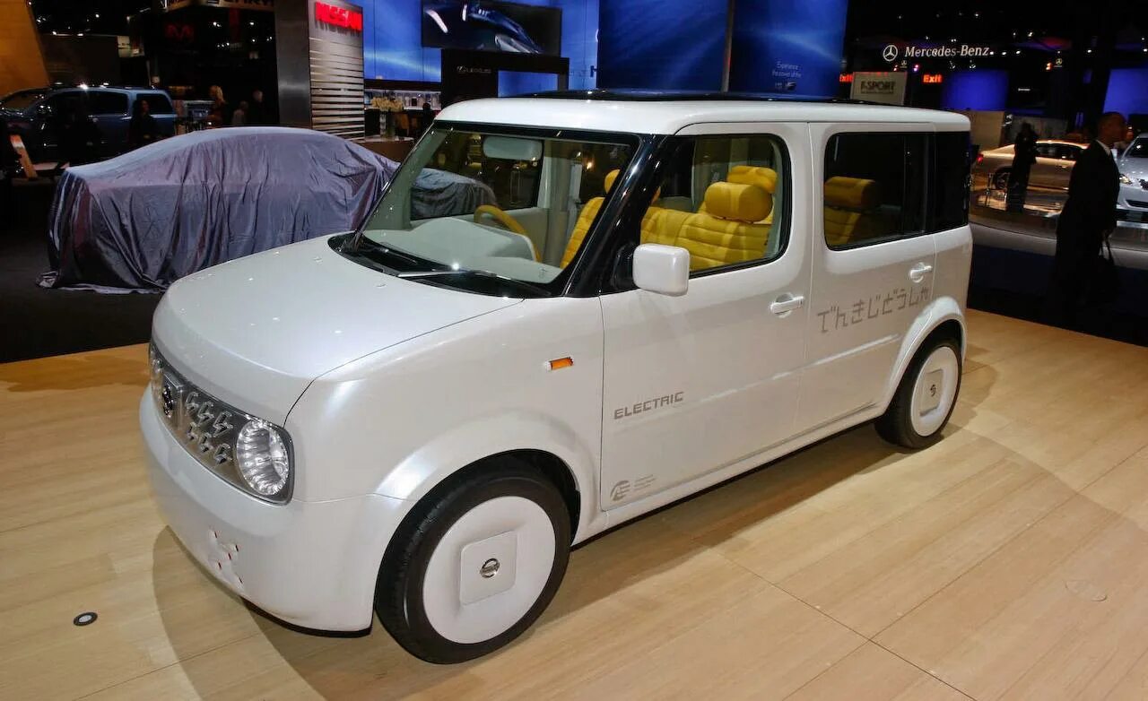 Cube 2018. Nissan Cube 2018. Nissan Cube z13. Ниссан куб 2020. Nissan Cube 2023.