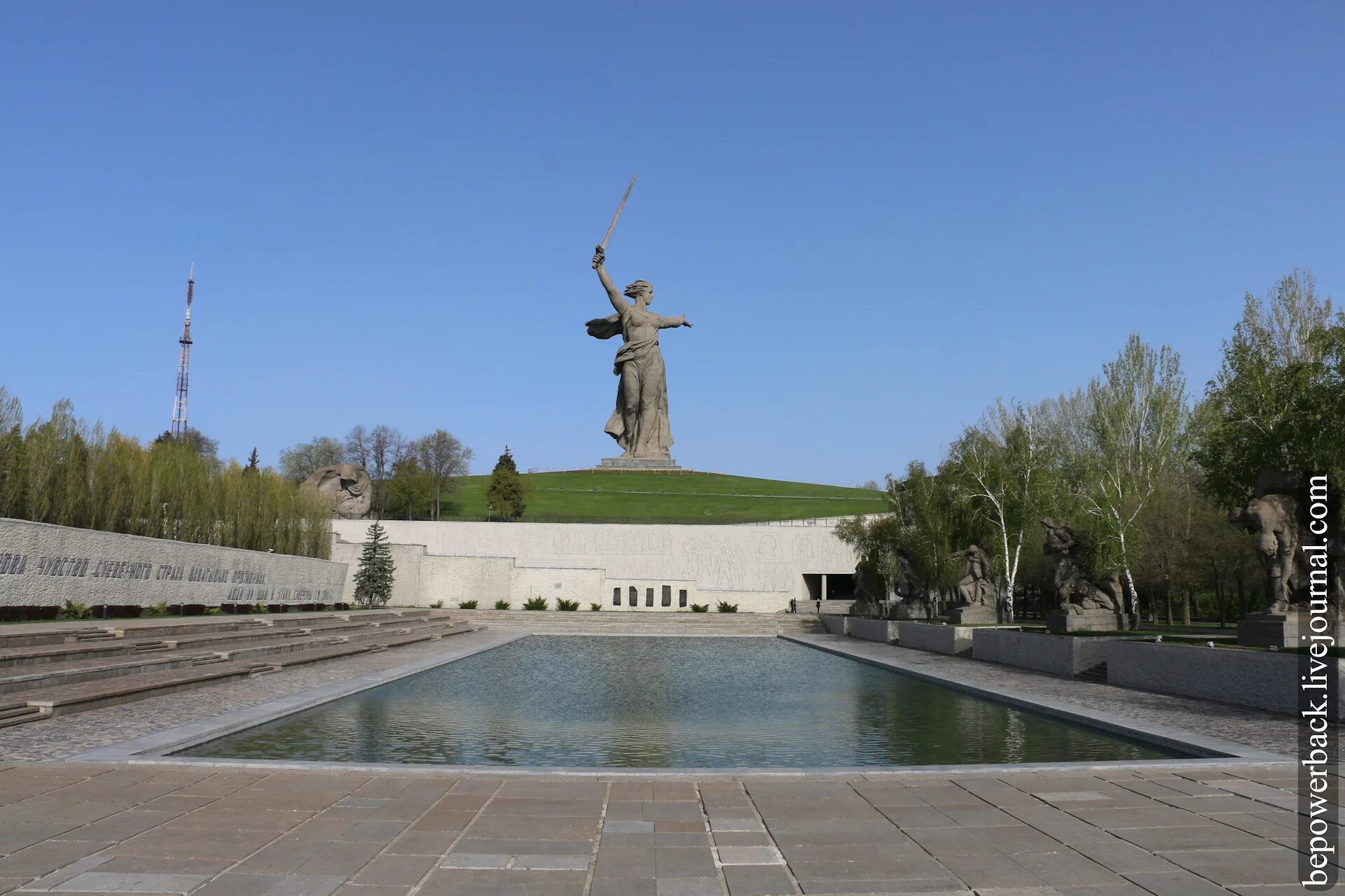 В каком году сталинград в волгоград. Сталинградская битва Волгоград. Город герой Волгоград. Город герой Сталинград Волгоград. Сталининград город герой.