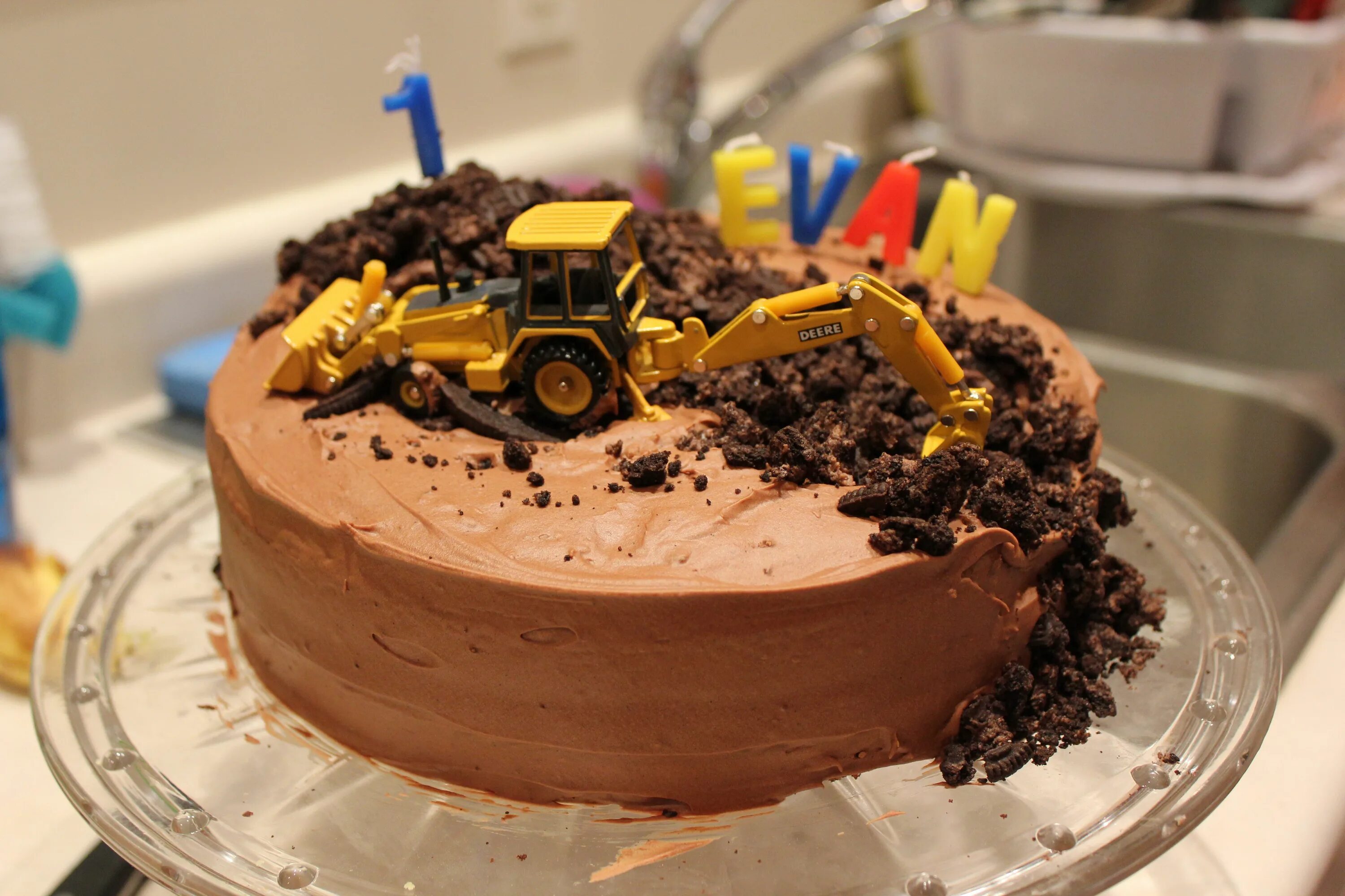 Торты тракторы фото. Торт со строительной техникой. Торт «экскаватор». Торт со спецтехникой для мальчика. Торт «трактор».
