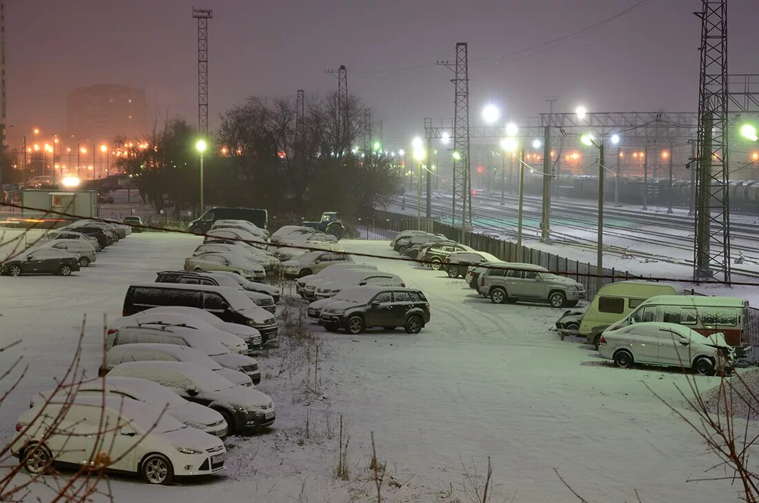 Пагөда на сегодня в подольске. Дц пахра подольск. Погода в подольске сегодня. Платформа кутузовская подольск. Кутузовская подольск жд станция.