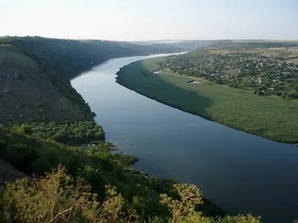 Река в молдавии