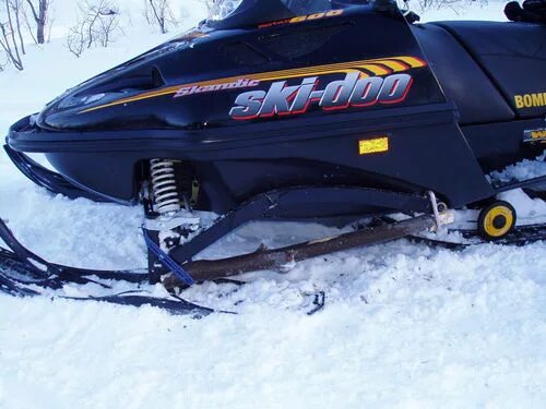 Подвеска снегохода Ski-Doo Skandic SUV 600. Ski Doo Skandic 550 подвески. Подвеска снегохода BRP SUV 600. Задняя подвеска Ski Doo dcandic. Скидо саммит