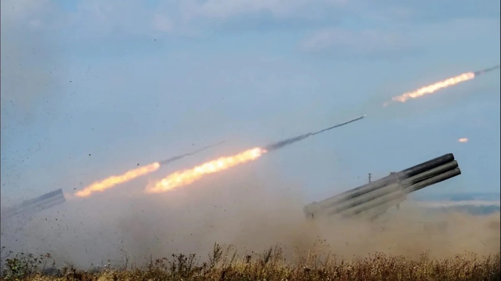 Рсзо 9к58 «кама». Торнадо рсзо 2022. Рсзо 9к57 «ураган». Торнадо смерч рсзо. Рсзо смерч залп.