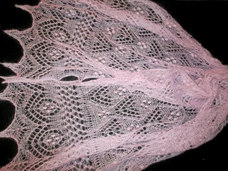 Палантин спицами мастер класс. Палантин спицами. шаль спицами. шаль палантин. ажурный палантин спицами.