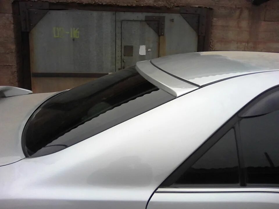 Спойлер на заднее стекло toyota soarer z20. Спойлер на заднее стекло камри 50. Козырек на заднее стекло камри 70. Toyota carina 1999 козырек заднего стекла. Дефлектор на заднее стекло камри 40 стеклопластик.