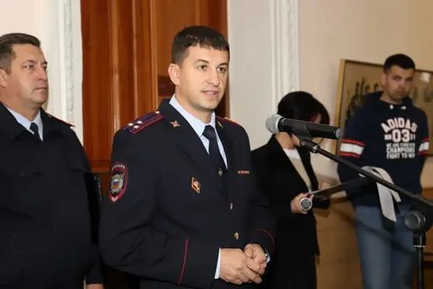 Добровольных участников