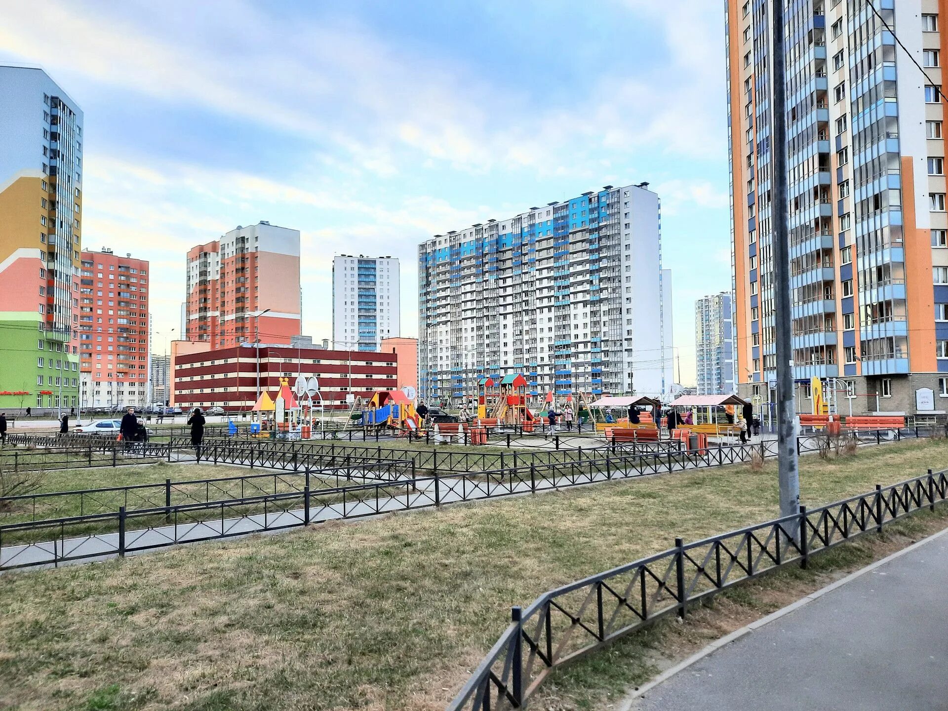 Корнея чуковского 7 к 1. Улица корнея чуковского москва. Ул чуковского санкт петербург. Улица корнея чуковского мурино. Улица корнея чуковского.