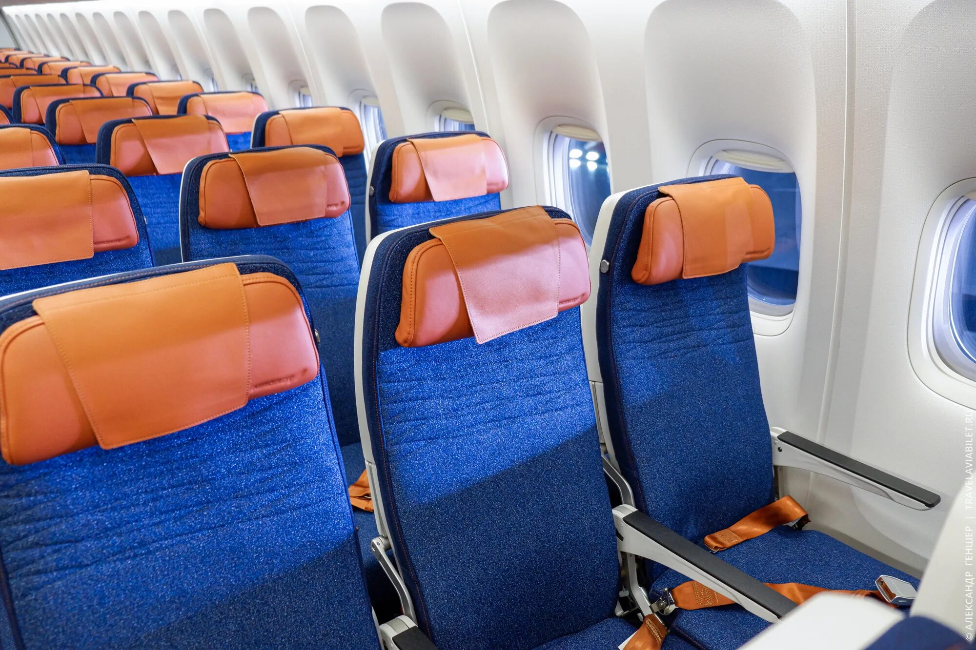 Боинг 777 300 er аэрофлот салон. Салон самолета боинг 777 300 аэрофлот. Boeing 777-300er бизнес. Боинг 777-300er салон. Салон самолета боинг 777 300 аэрофлот.