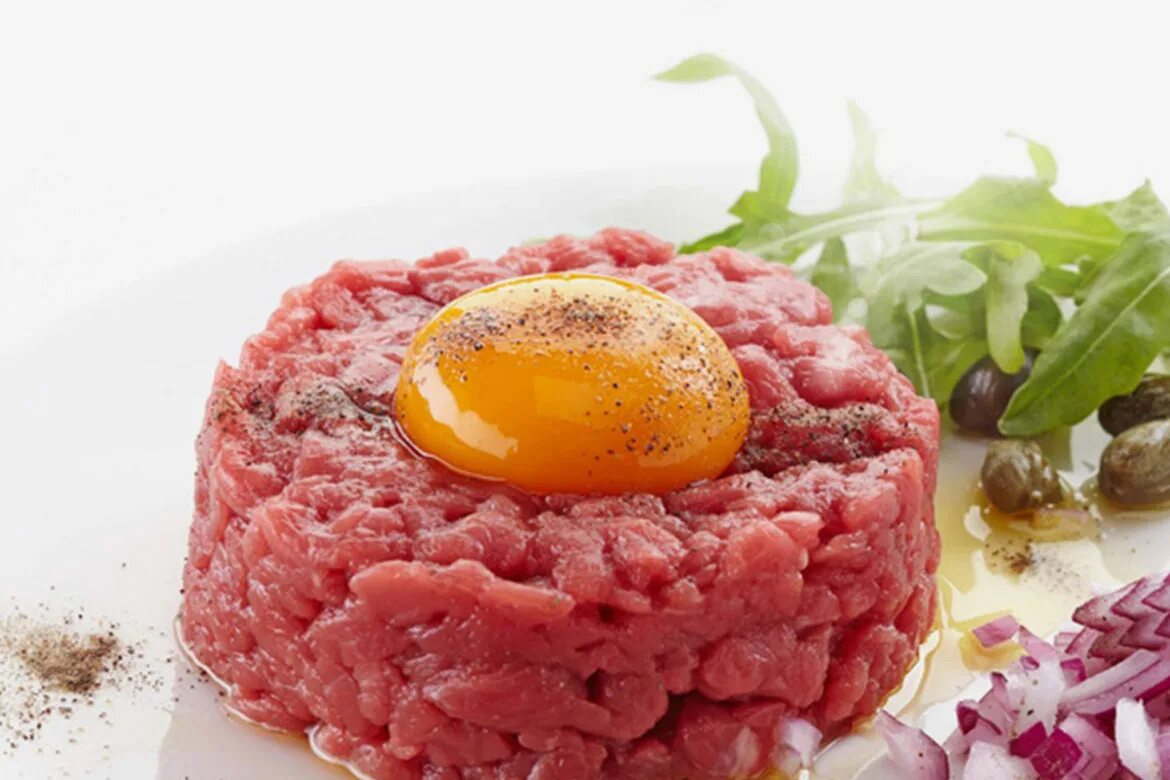 Тартар что это такое. Мясо тартар. тартар из мяса. тартар из свинины. из сырого мяса.