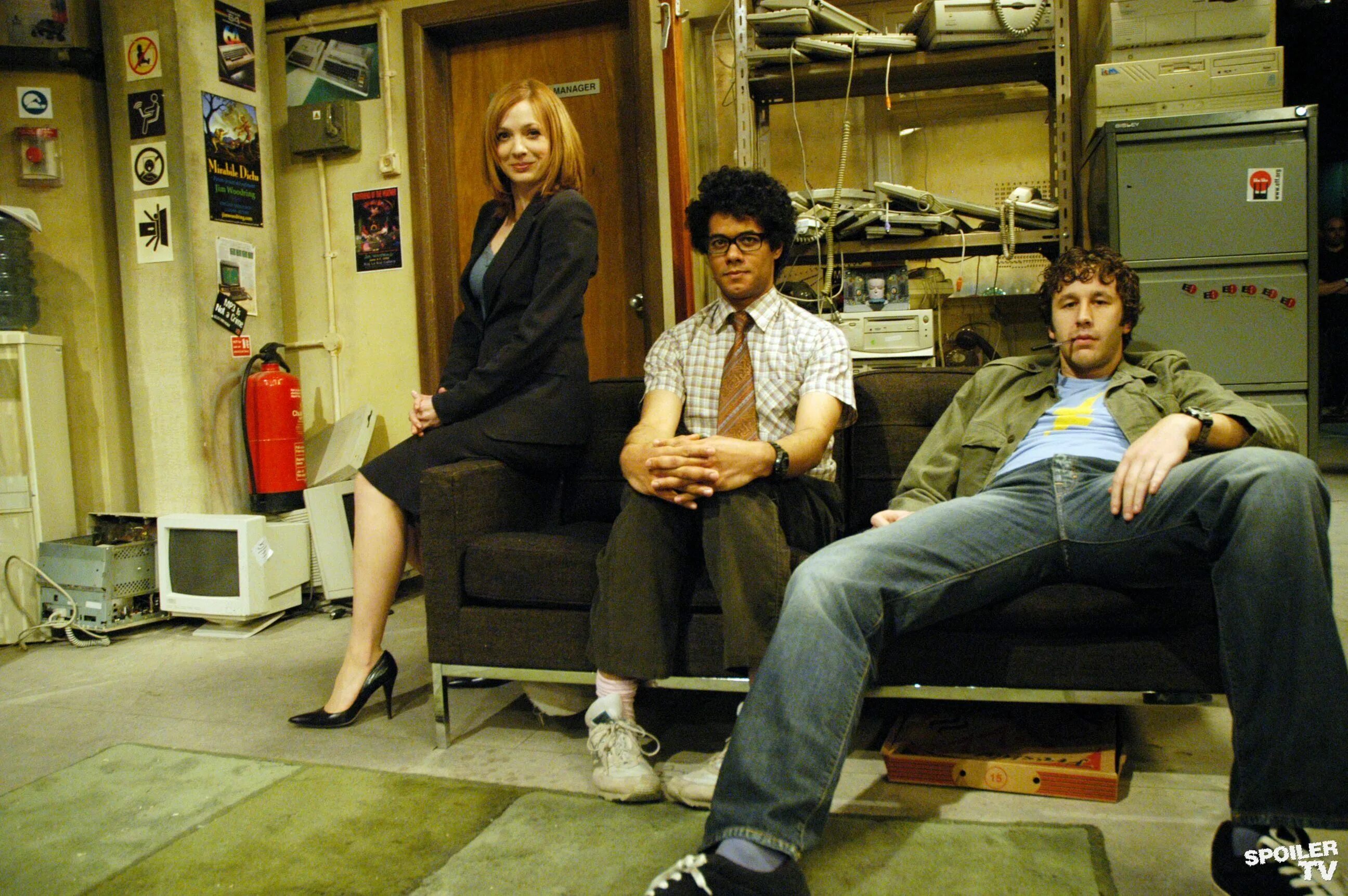 The it crowd. Компьютерщики / the it crowd. мосс компьютерщики.