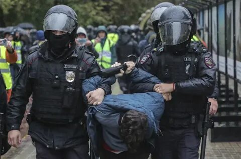 Задержанные извиняются