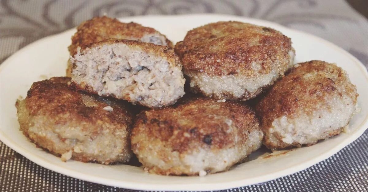 котлеты из куриного желудка. котлеты из медвежатины. котлеты из желудков куриных пошаговый. котлеты из куриных сердечек. котлеты из куриных желудков рецепт с фото.