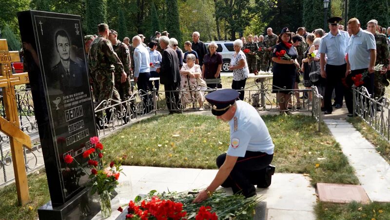 Капитан милиции исаков