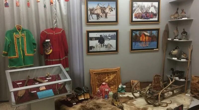 Карпинск музей. Краеведческий музей карпинск. Карпинский краеведческий музей. Музей карпинск. Город карпинск краеведческий музей.