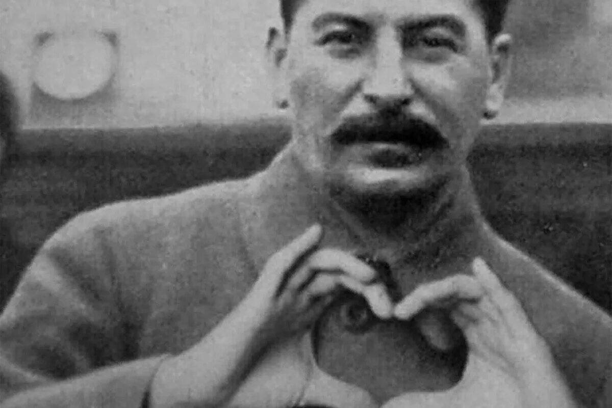 Иосиф сталин характер. Сталин иосиф виссарионович сердечко. сталин в молодости. василий озеров. иосиф сталин 1900.