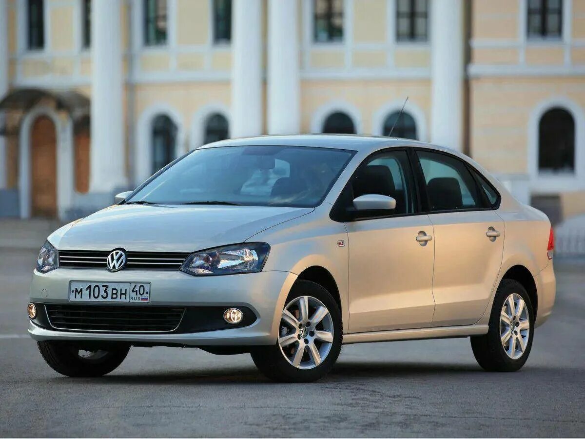 Легковой автомобиль фольксваген поло. Volkswagen polo 5 sedan. фольксваген поло 5 седан. volkswagen polo 5 седан. фольксваген поло 2009 седан.