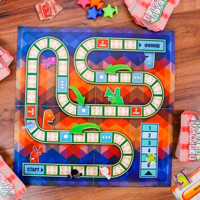 Настольные игры на бумаге. Настольная игра скрамбол. Скрэббл настольная. Вечер настольных игр дети. Национальные настольные игры.