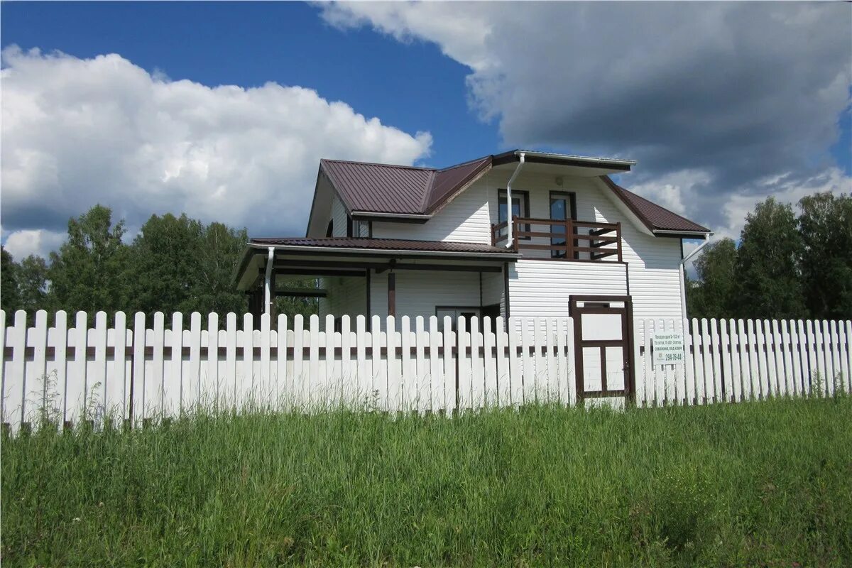 Дом дача. Частный дом россия. Дачный поселок. Дом с землей недорого. Дачный домик на участке.