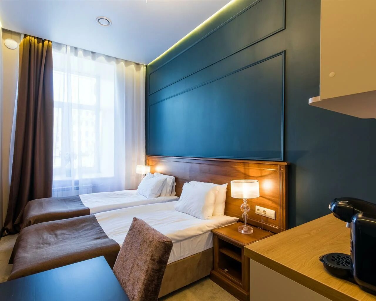 Гостиница маринс парк ростов-на-дону. Альбатрос архипо-осиповка номер стандарт +. Гостиница альбатрос архипо-осиповка. River side калининград отель. Санкт-петербург отель карелия 4 звезды.