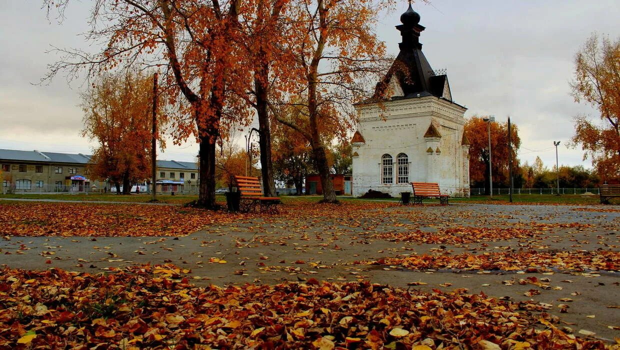 Александровский сад тобольск. Тобольск александровский парк. парк александровский сад тобольск. александровская часовня тобольск.