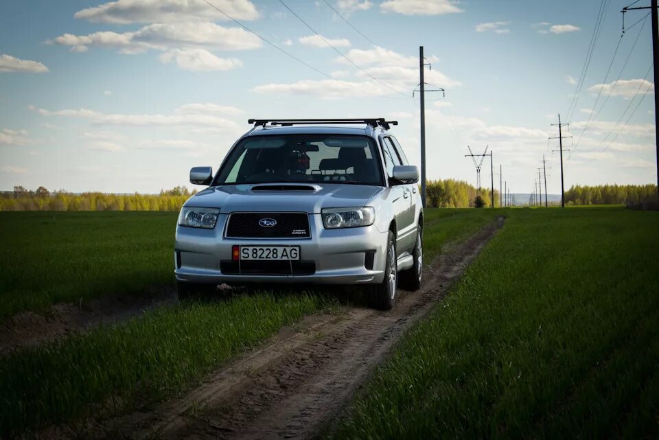Субару форестер v 2500. Субару форик 2002. Субару форестер 2002. Субару форестер экран. Субару форестер экран.