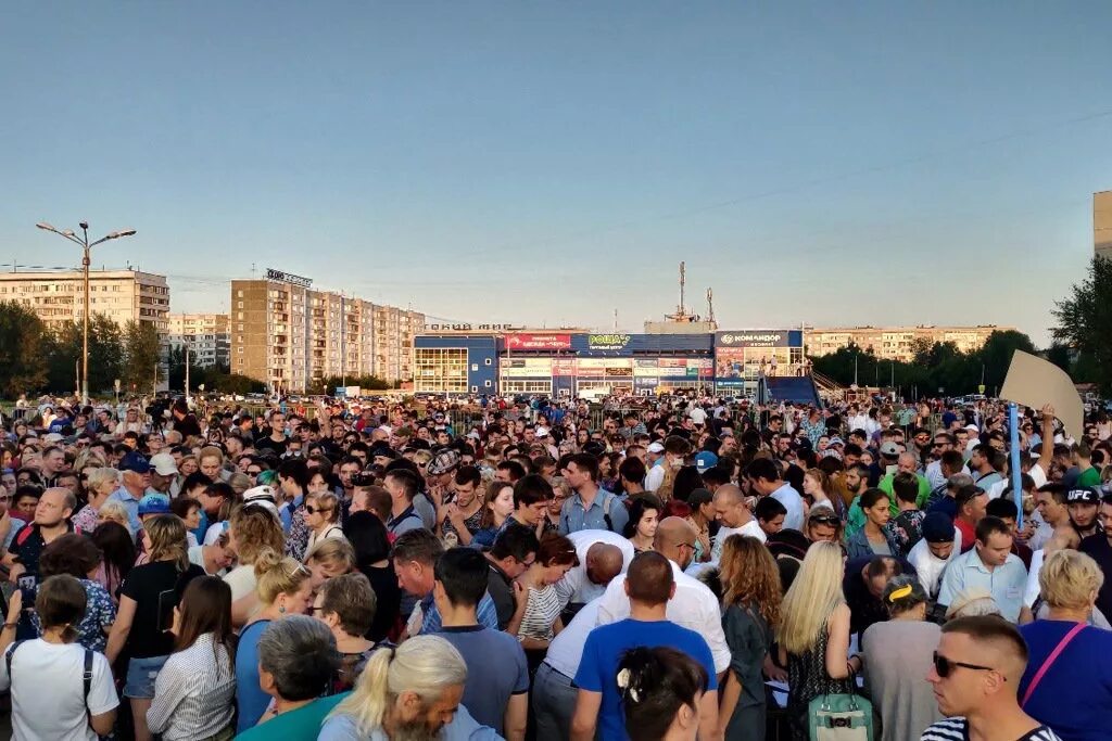 Митинг в Красноярске сегодня. Красноярск с жителями митинг. В Красноярске прошёл митинги. Митинг в красноярске