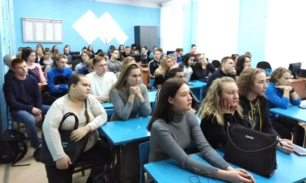 Центр занятости советск кировская. Индустриально-педагогический колледж г советска кировской области. индустриально педагогический колледж город советск. педколледж в советске кировской области. ипк города советска кировской области.