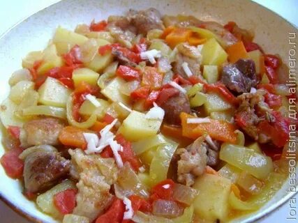 Мясо с перцем болгарским и картофелем