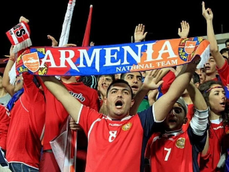 Armenian football fans. Armenian fans. Армения футбольные арены. Armenian football fans. Армянские болельщики.