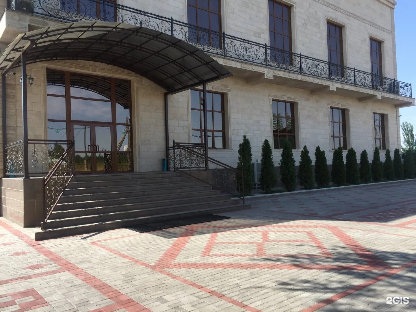 City hotel кизилюрт гостиница. Банкетный зал алмаз кизилюрт. City hotel кизилюрт гостиница. Гостиница в кизилюрте. Парнас кизилюрт ресторан.