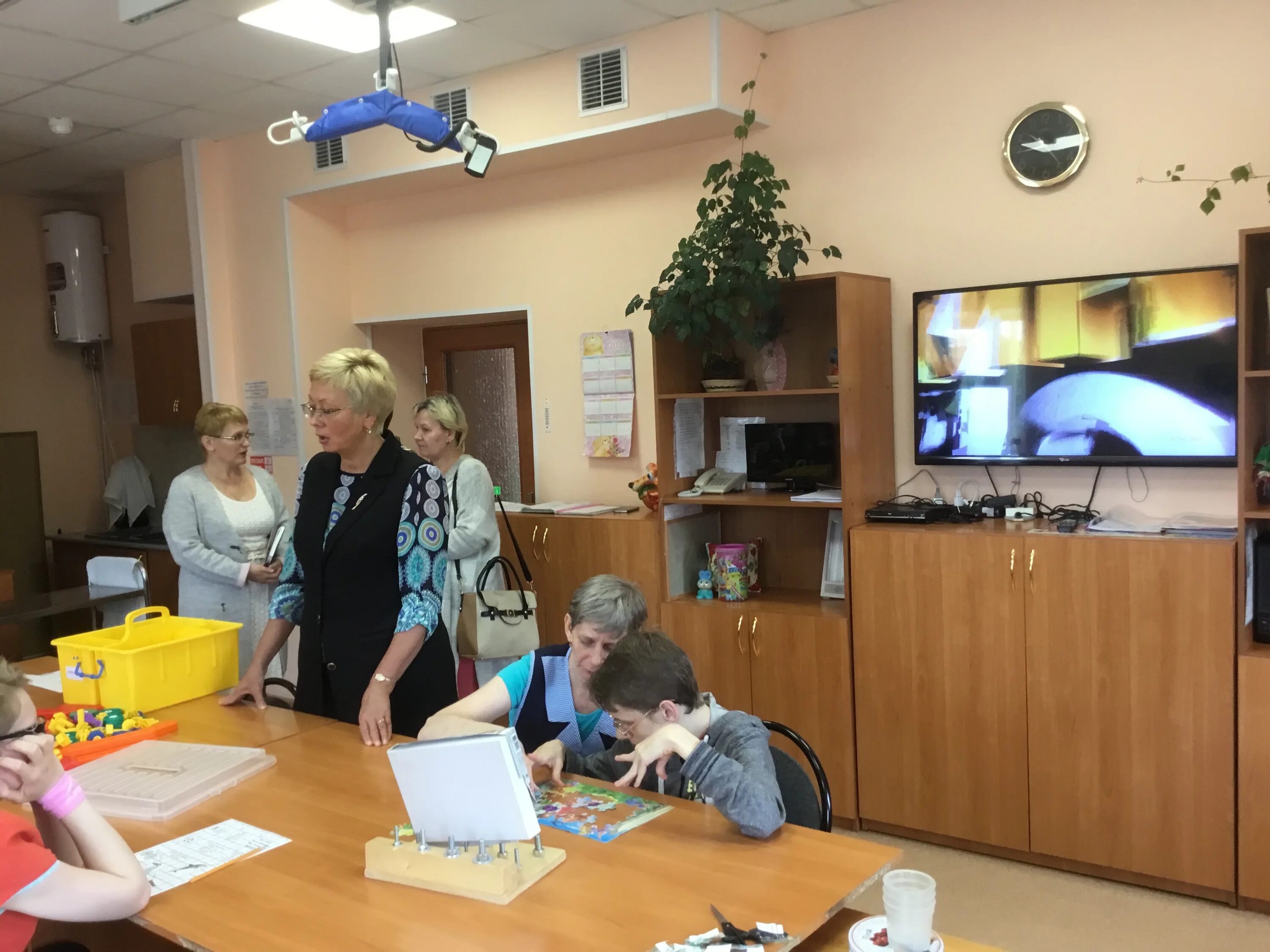 Буклет отделения дневного пребывания для граждан пожилого возраста. Центр соц обслуживания населения. Предгорный комплексный центр социального обслуживания населения. Реабилитационный центр в кохме ивановской области. Комплексный центр социального обслуживания инвалидов.