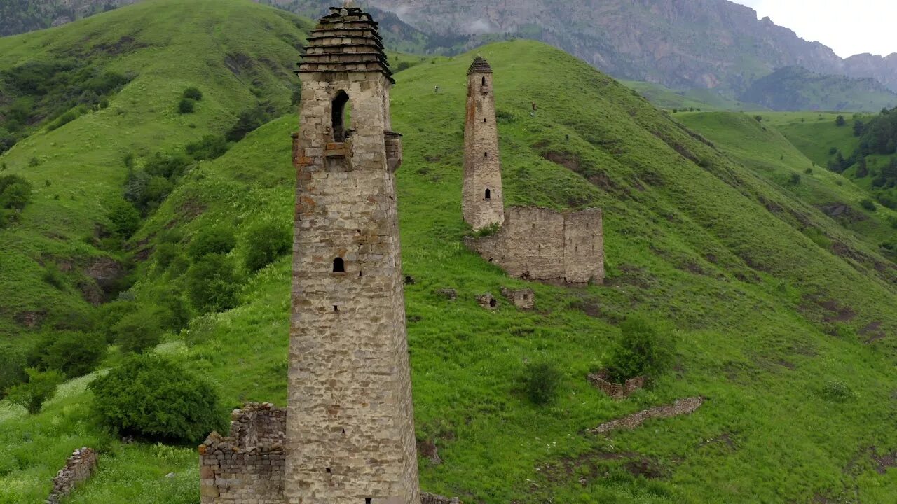 Ингушетия осетия алания. Башенный комплекс Эрзи Ингушетия. Башенный комплекс Хой. Башенный комплекс Келли Ингушетия. Чечня. Башенный комплекс Моцарой.