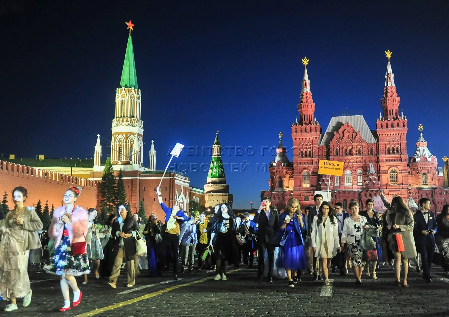 Агентство кремлевское. Выпускной в Кремле 2016. Выпускной в Кремле 2022. Выпускной в Кремле 2019. Агентство Кремль.