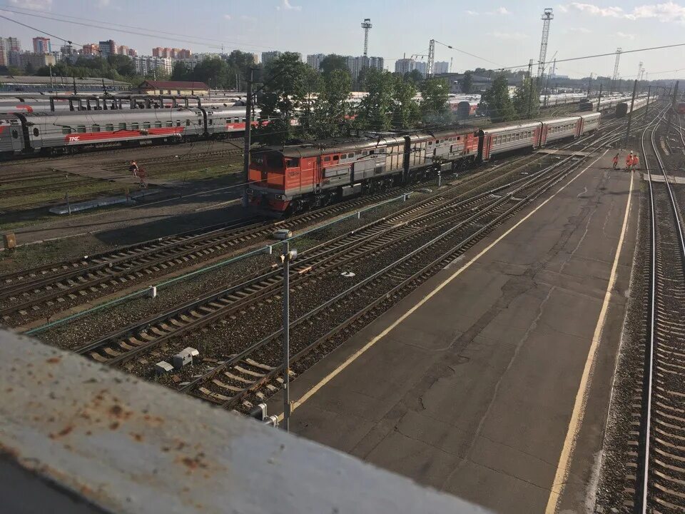 Киров пассажирский вокзал. Станция киров пассажирский. станция киров 2. киров пасс вокзал. вокзал киров пассажирский.