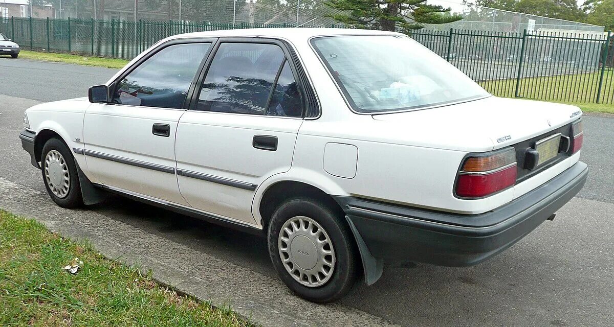 Тойота скептер купе. Toyota camry 1994. Тойота королла 1990-2000. Toyota tarago 1984. Тойота минивэны все от 1990 до 2000.