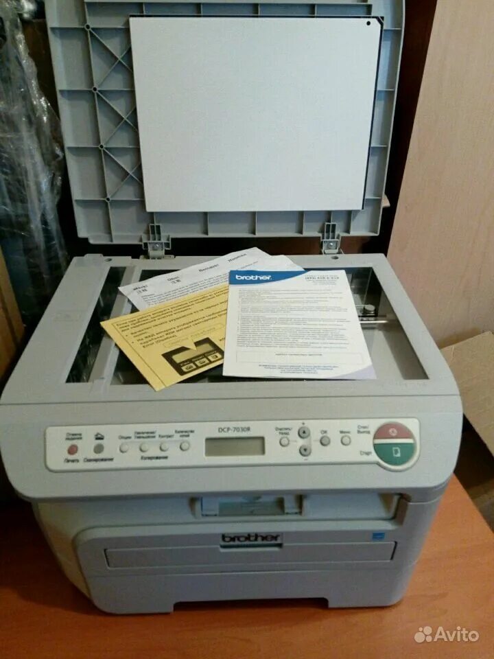Принтер бротхер 7030р. Brother dcp 7030r. Brother dcp 7030. Brother dcp 7030r. Dcp 7030r окошко лазера.