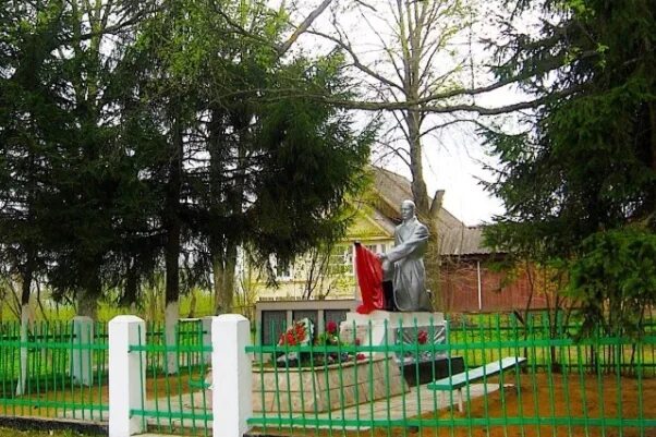 Аристово псковская область. Гладкое. Аристово псковская область. Храм в аристово. Деревня аристово рязанская область.