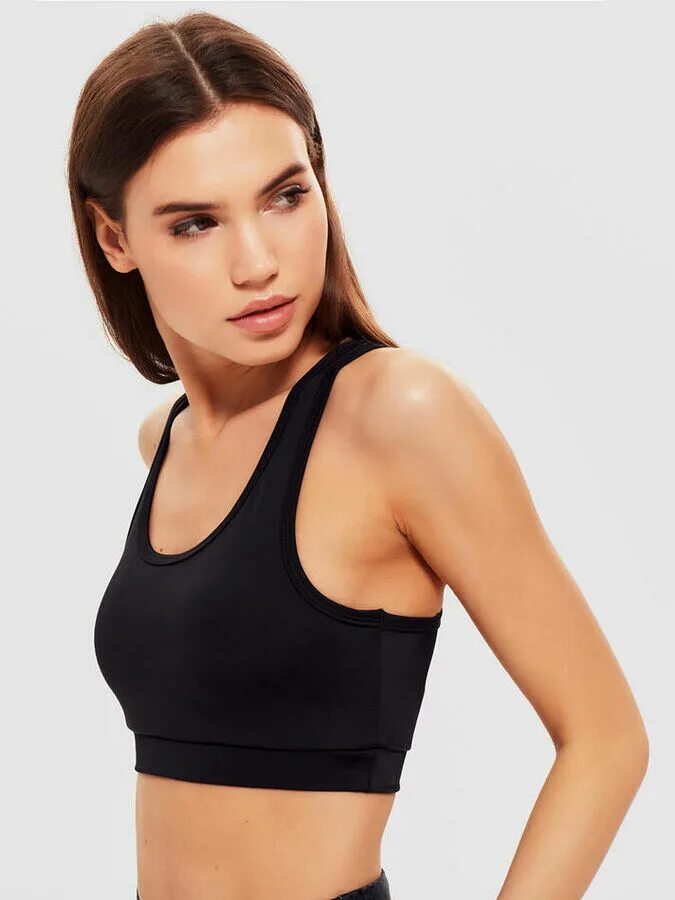 Спортивный бюстгальтер nike. Топ спортивный женский. Найк спортивный лиф. Топ спортивный. Топ бра найк.