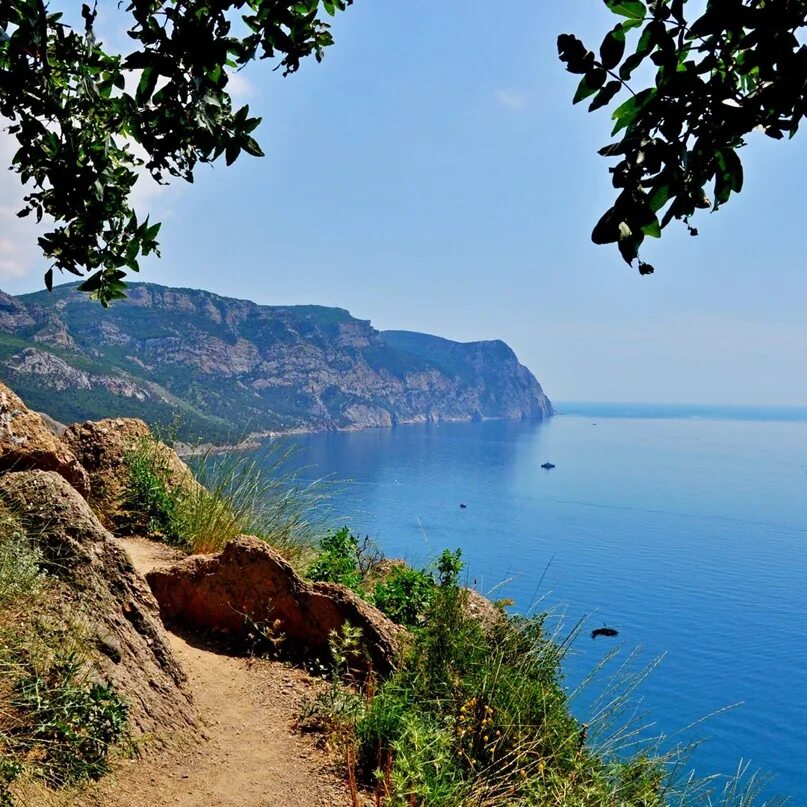 Жить в крыму постоянно. Мыс ай-Тодор. Крымское Эхо. Севастополь лучшие фото. Живые фото Крыма.