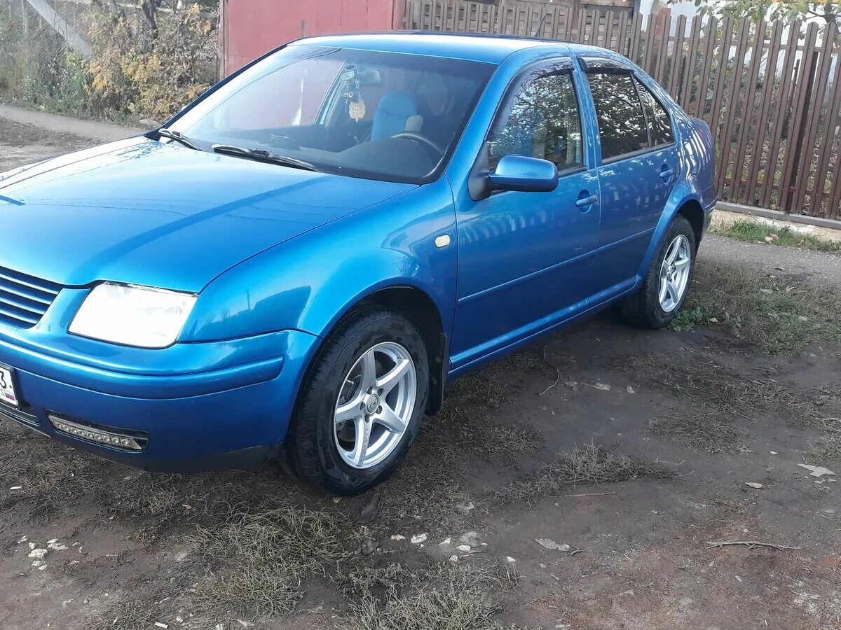 Volkswagen bora 1.6. Volkswagen Бора 1999. VW Bora 1999. Фольксваген Бора 1999 года. Bora Volkswagen синяя.