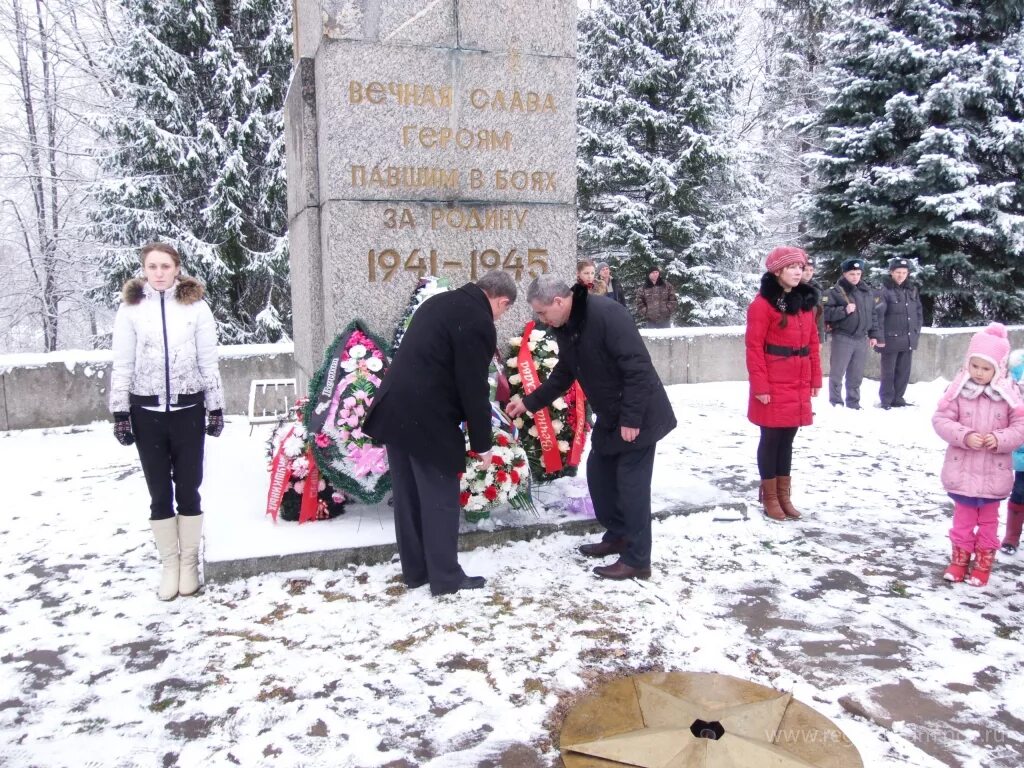 Тихвинская церковь холм. Г холм новгородской обл. Новгородская область храм на холме. Погода в холме. Холм.