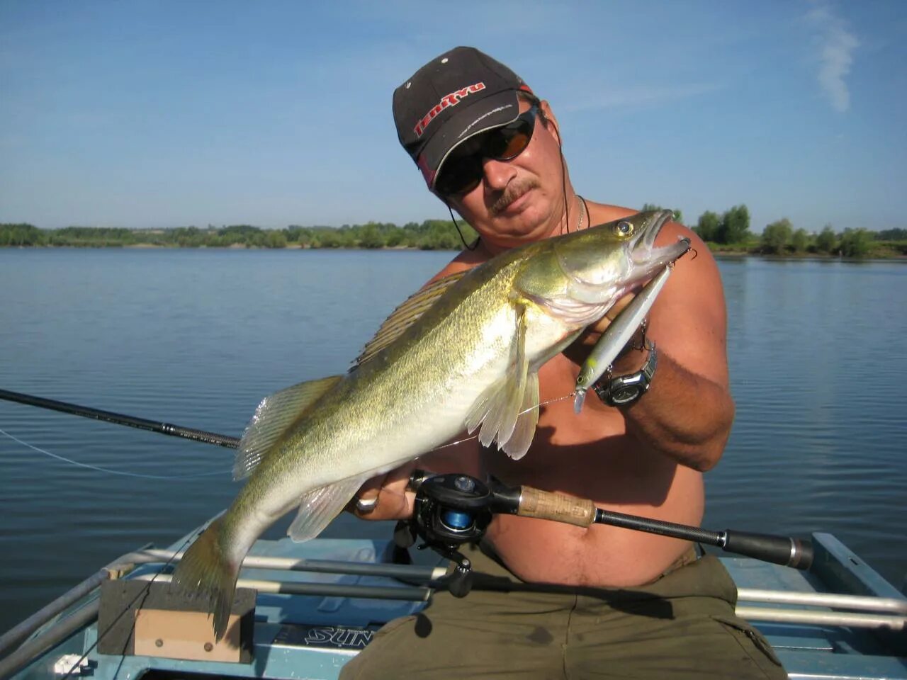 сайт алтайского рыболовного клуба