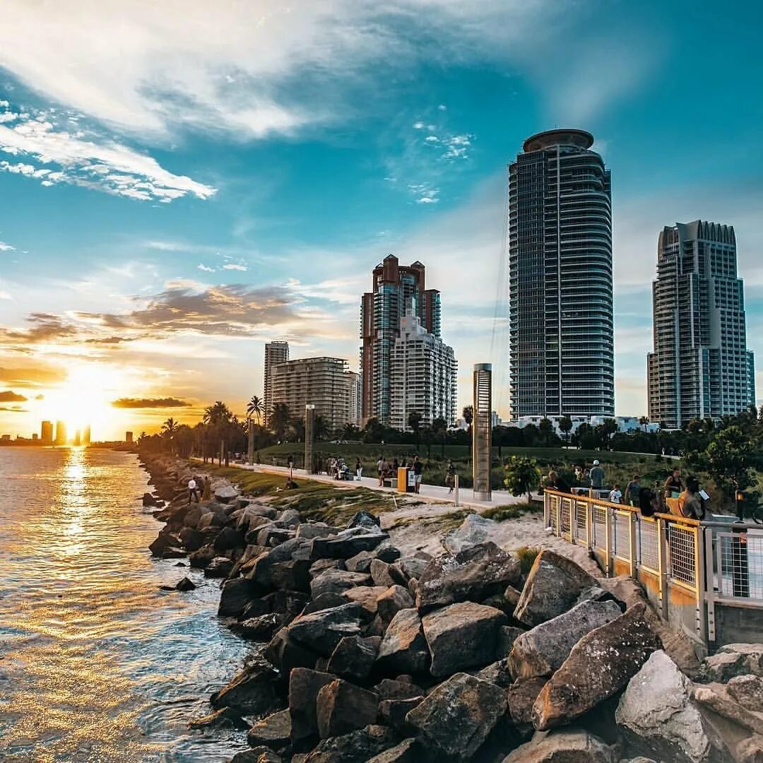Майами флорида город. Столица флориды. Miami 8. Майами улица оушен драйв. Miami 8.
