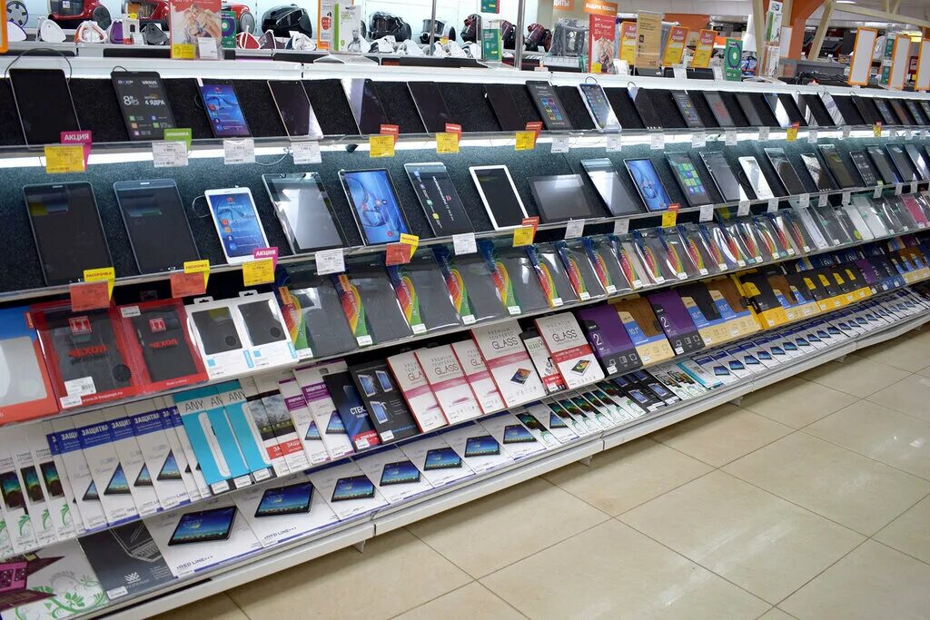 магазин днс в людиново калужской области. Dns магазин. днс ленина 108. днс починки. людиново днс работники магазина.